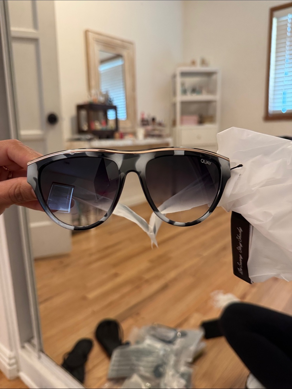 Quay Australia Gray & Black Tortoiseshell Oversized Sunglasses